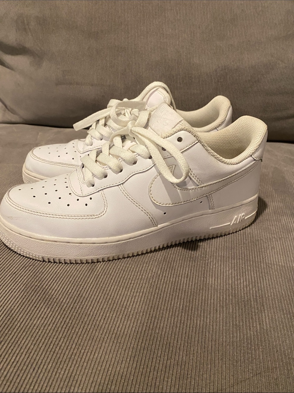 Nike women’s 8.5 Air Force 1